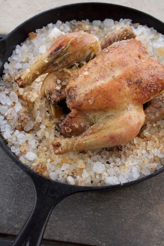 Αλάτι και Κοτόπουλο: Αφαίρεση Υγρασίας από το Κοτόπουλο